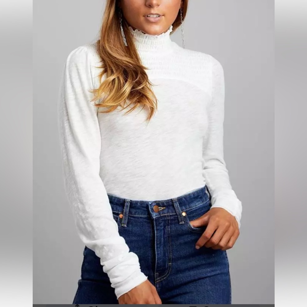 50%offw❤️ NWOT Free People Caroline Smocked Mock Neck LS Knit  Top  XS 125